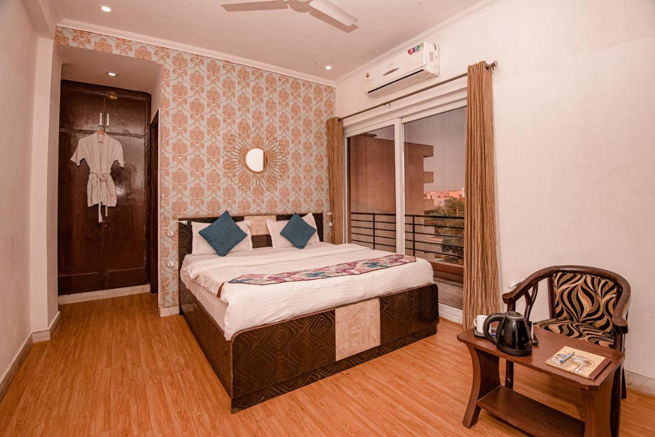 Instay - 46 Gurgaon Exterior photo